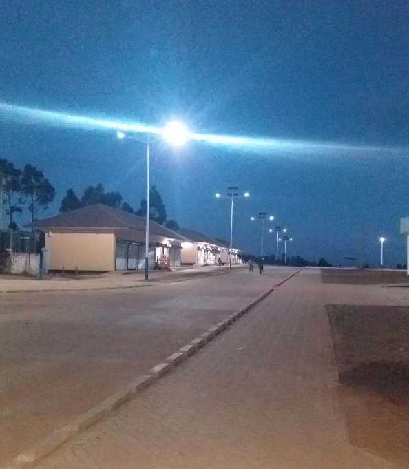 秦皇岛非洲科特迪瓦太阳能路灯工程